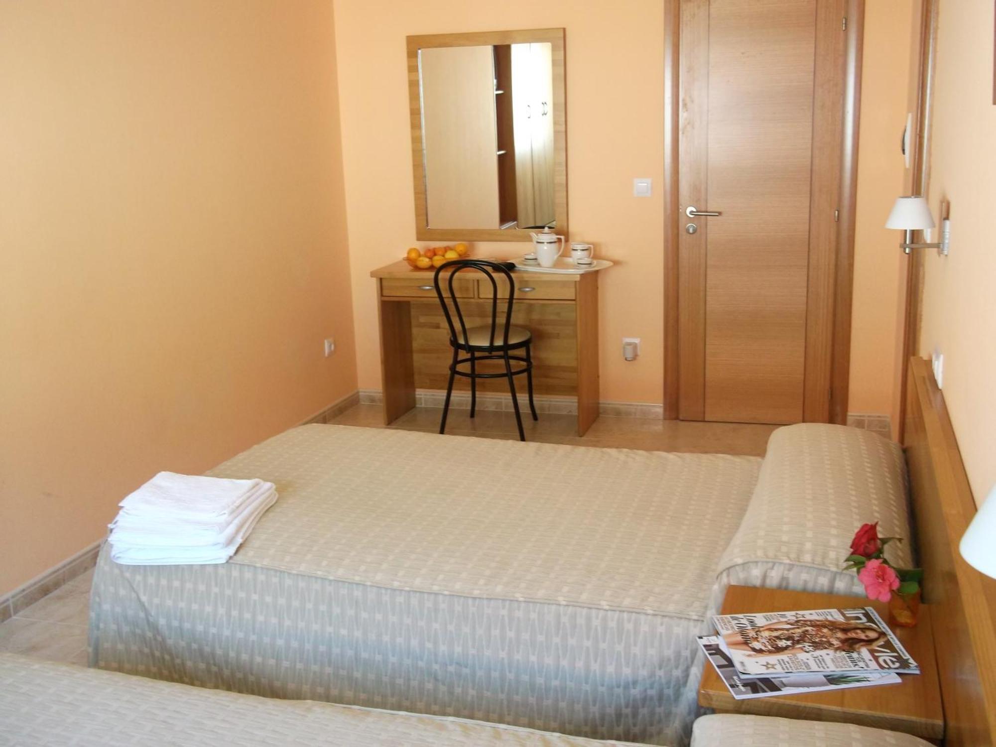 Hostal Pereirina Cee Exterior foto