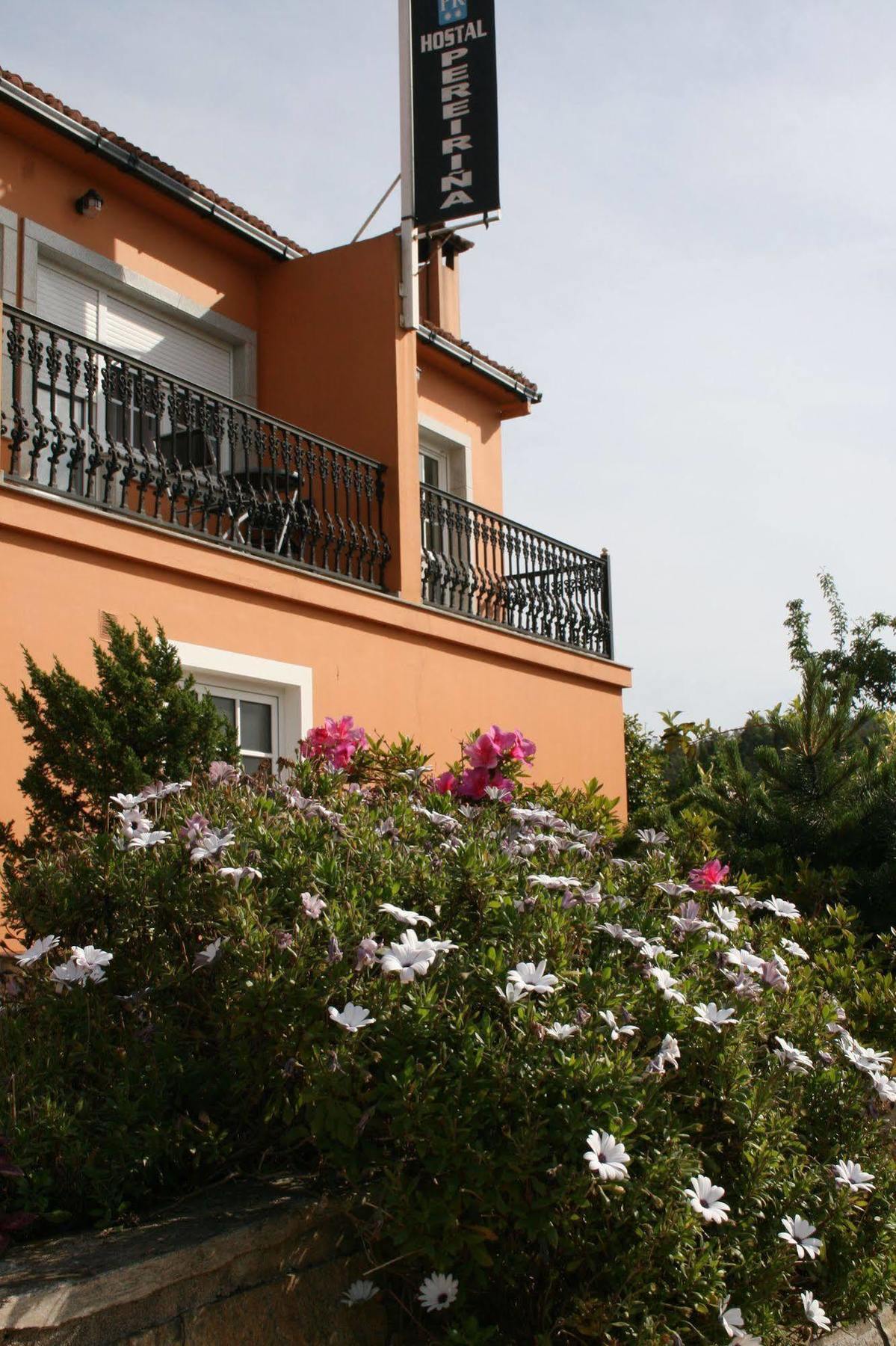 Hostal Pereirina Cee Exterior foto
