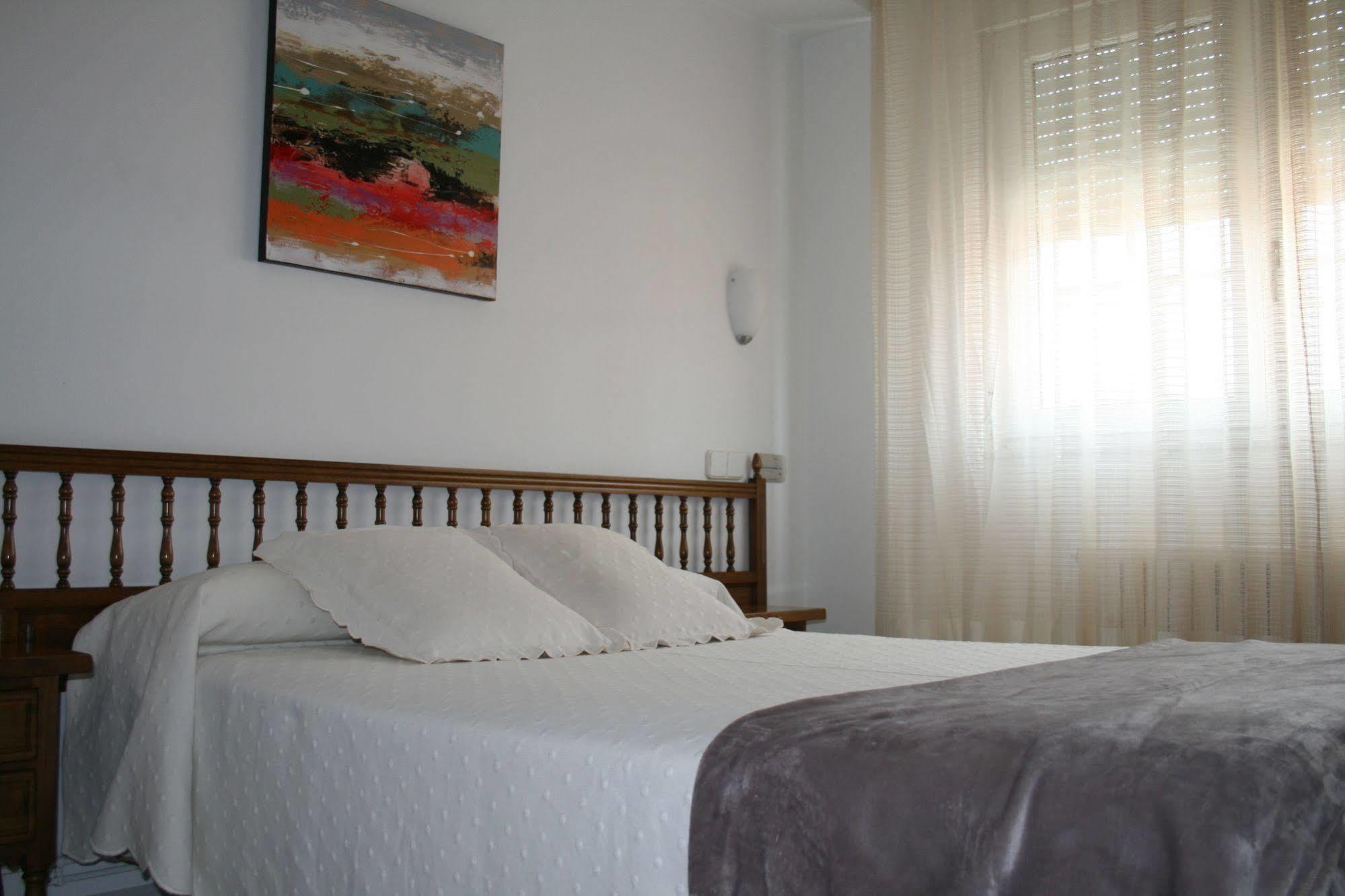 Hostal Pereirina Cee Exterior foto