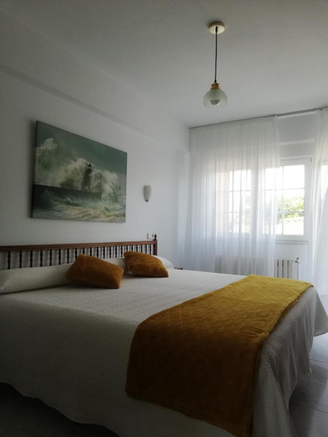 Hostal Pereirina Cee Exterior foto